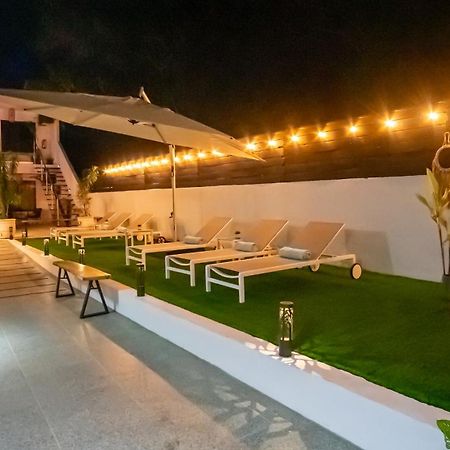 Anika Boutique Suites Coco Ngoại thất bức ảnh