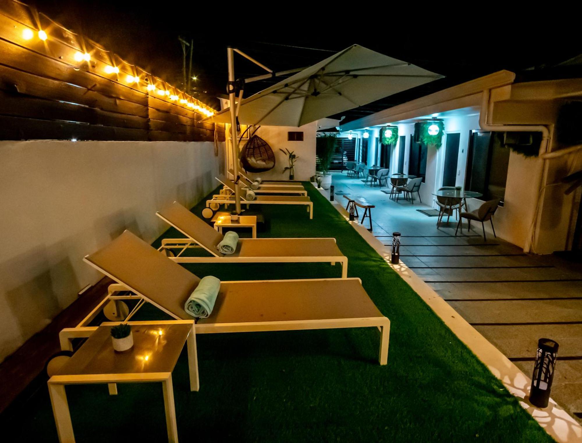 Anika Boutique Suites Coco Ngoại thất bức ảnh